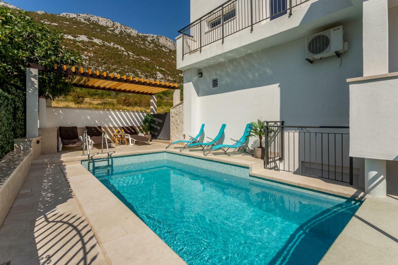 House Luce With Pool Διαμέρισμα Čisla Εξωτερικό φωτογραφία