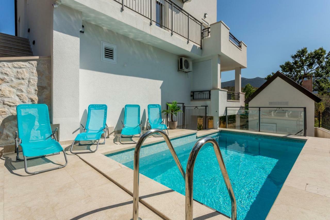 House Luce With Pool Διαμέρισμα Čisla Εξωτερικό φωτογραφία